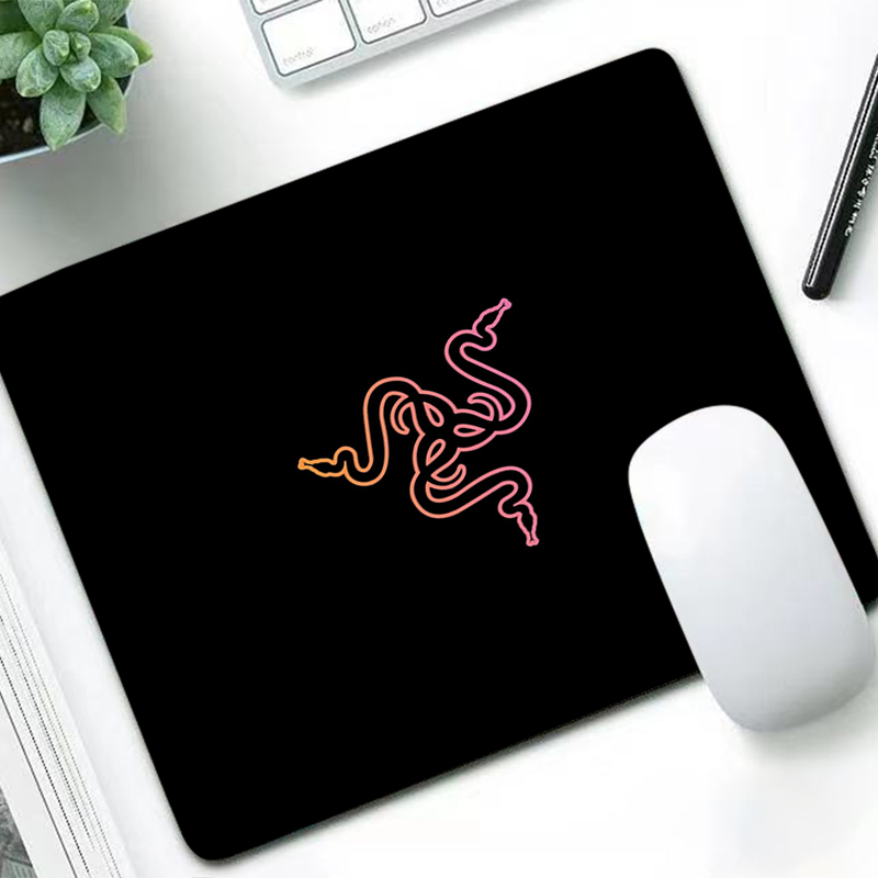Gaming Console Portable Pc - Razer 高級マウスパッド アニメ ゲーマー デスクマット PC