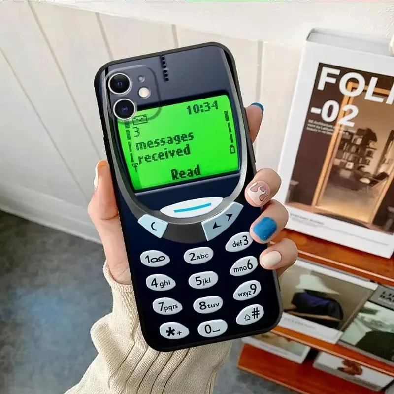 レトロゲーム機風ラジオ電話ケース iPhone 17 16  - Gaming Console Quotes のレビューと価格